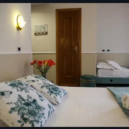 Farfalla Bianca - Rooms